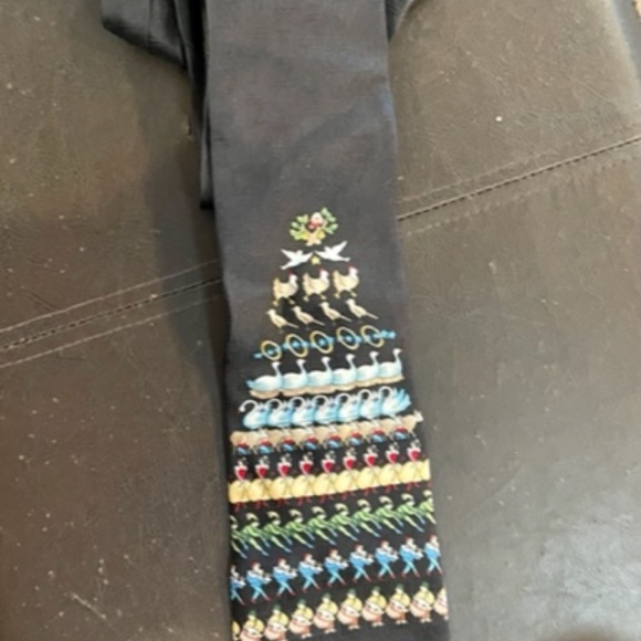 Men's 12 Days of Christmas Tie-Black - Picture 2 of 4